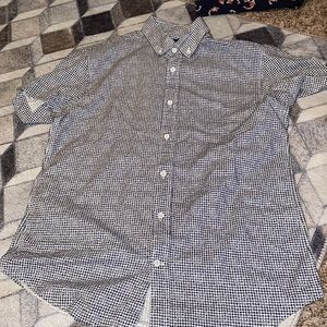 Men’s casual button down collar shirt